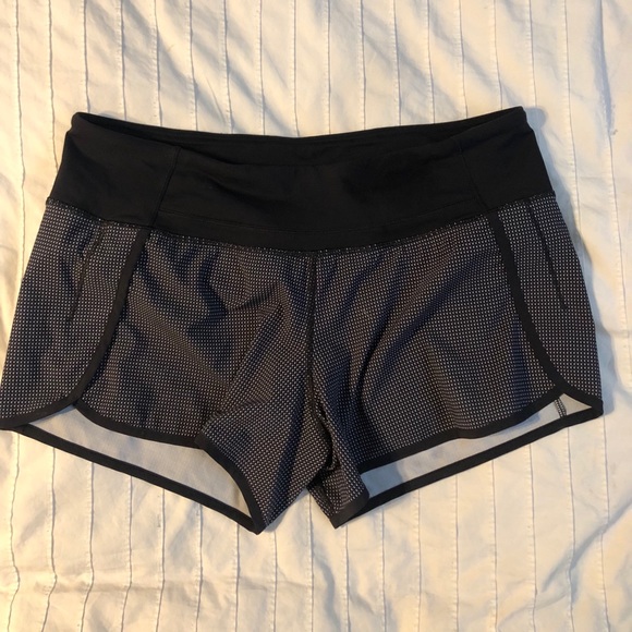 lululemon athletica Pants - Lululemon Speed Up Shorts Long 4”